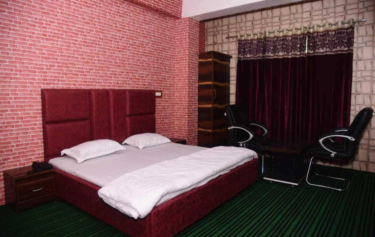 Hotel O Graceland Srīnagar Dış mekan fotoğraf