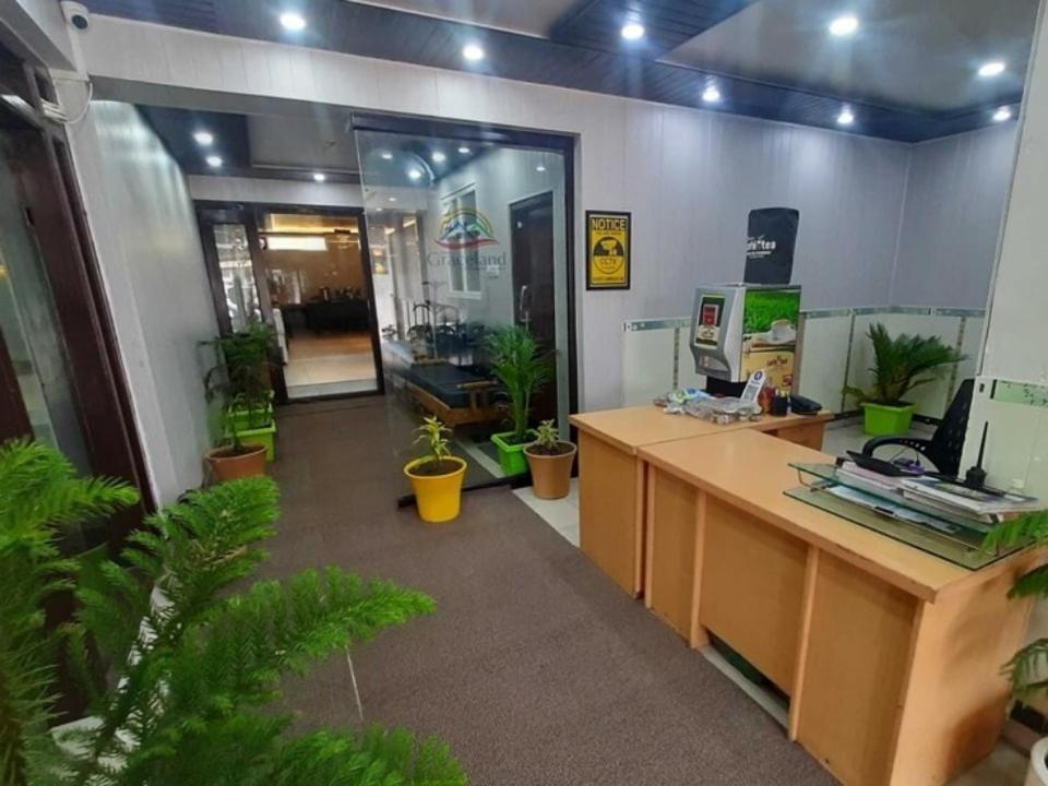 Hotel O Graceland Srīnagar Dış mekan fotoğraf