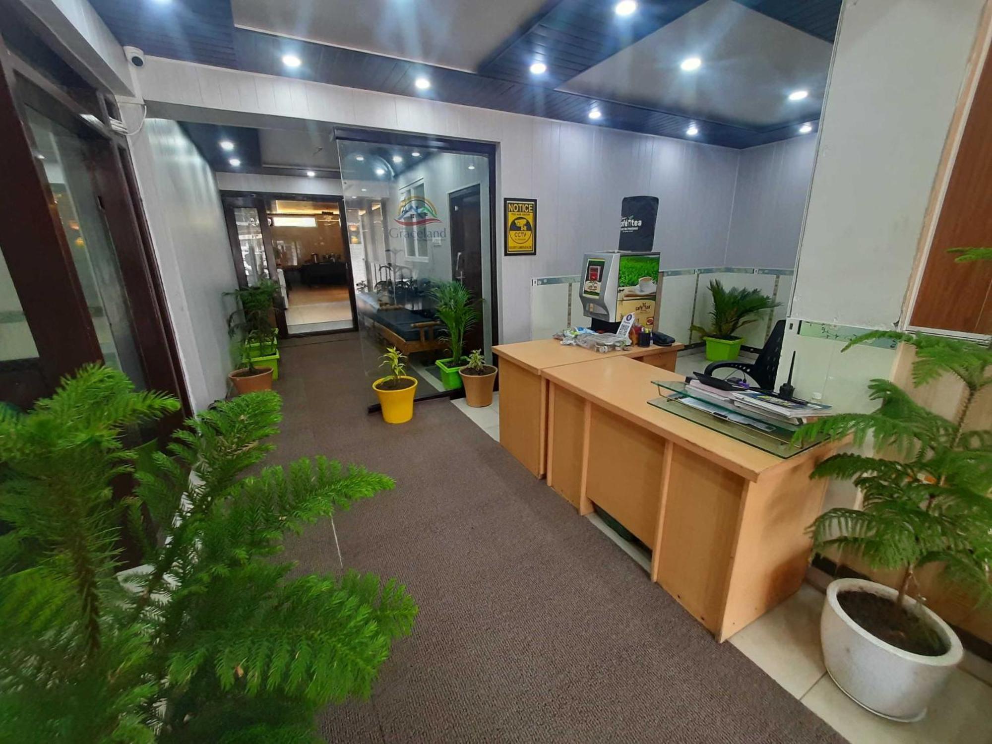 Hotel O Graceland Srīnagar Dış mekan fotoğraf
